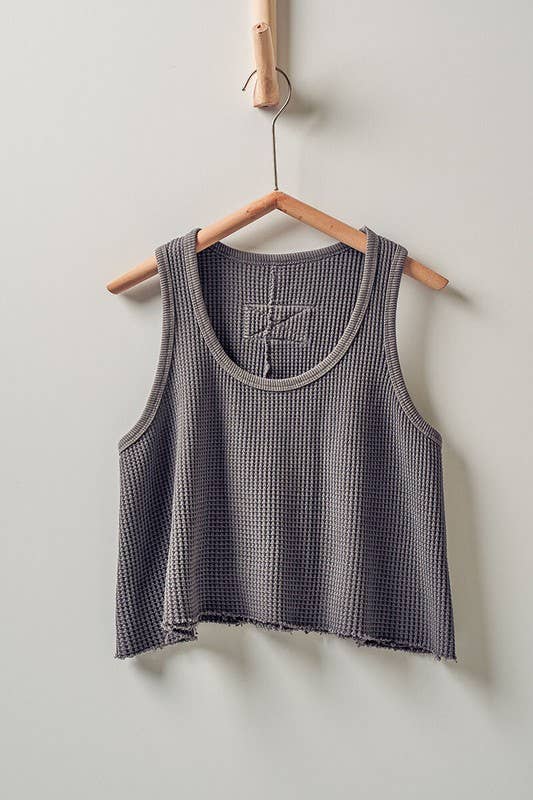 VINTAGE WASH CROP WAFFLE TANK TOP: CHARCOAL